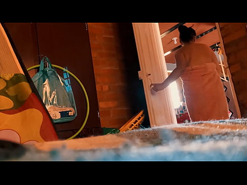 ❤️ मेरो काका मलाई नुहाउने क्रममा पछ्याउँछन्, म नुहाउँदा उहाँले मलाई चुदाउनुहुन्छ। ❌ गुदा भिडियो ne.niceporn.ru मा  ❌️❤